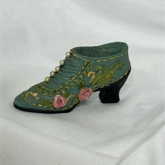 Collection of Womens Shoe Figurines (6), Victorian Style Miniature boots heels - Picture 8 of 16